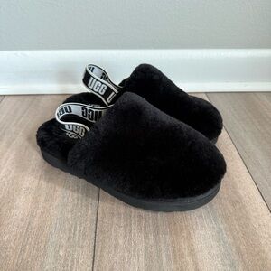 UGG girls fluff yeah fur clogs mules slipper black size 2